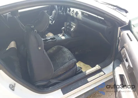 2016 Ford Mustang V6 z USA, uszkodzony, nr VIN 1FA6P8AM9G5289677